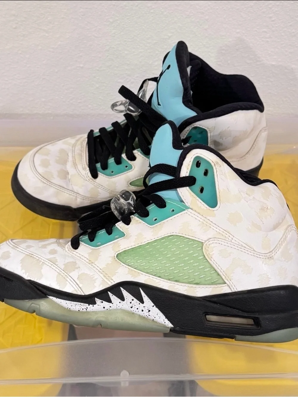 Air Jordan 5 Retro Island Green CN2932-100 Size 7 Authentic